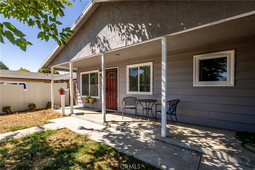 Property Photo:  369 Camino Lobo  CA 93446 