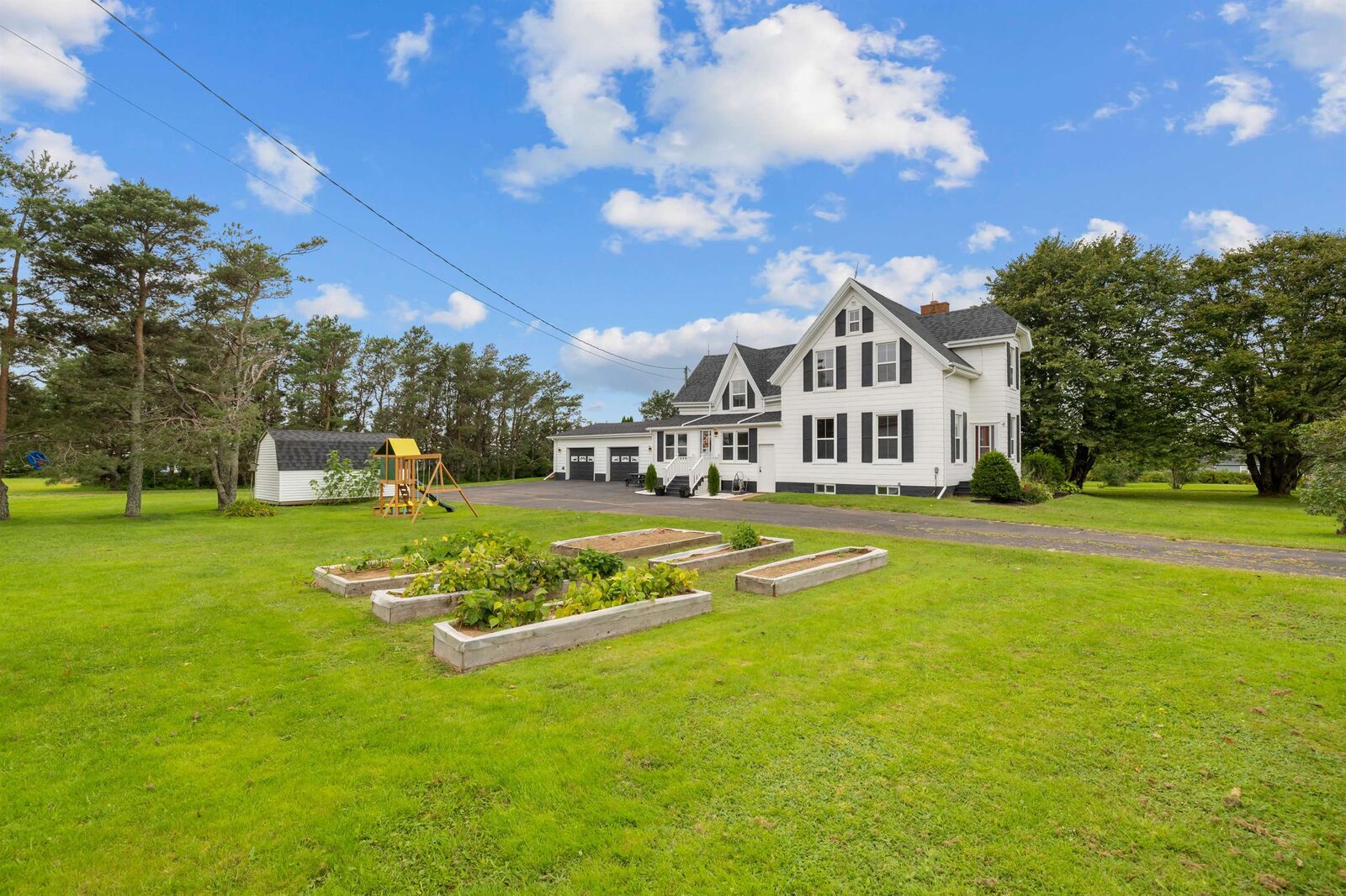 House for sale in Bedeque and Area 2237 Route 1A, Bedeque and Area, PE