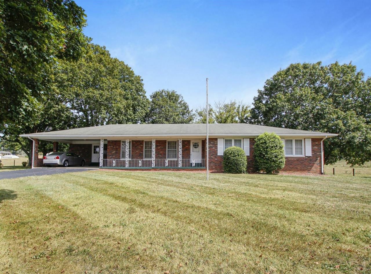 Property Photo:  8266 N Dixie Highway  KY 42713 