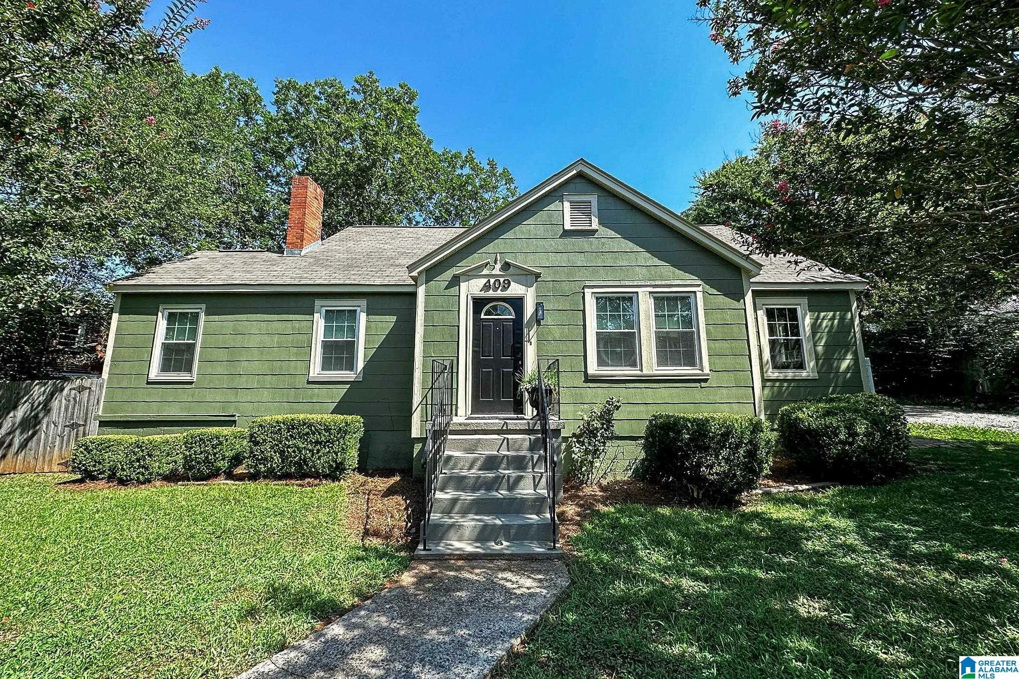 Property Photo:  409 E 5th Street  AL 36207 