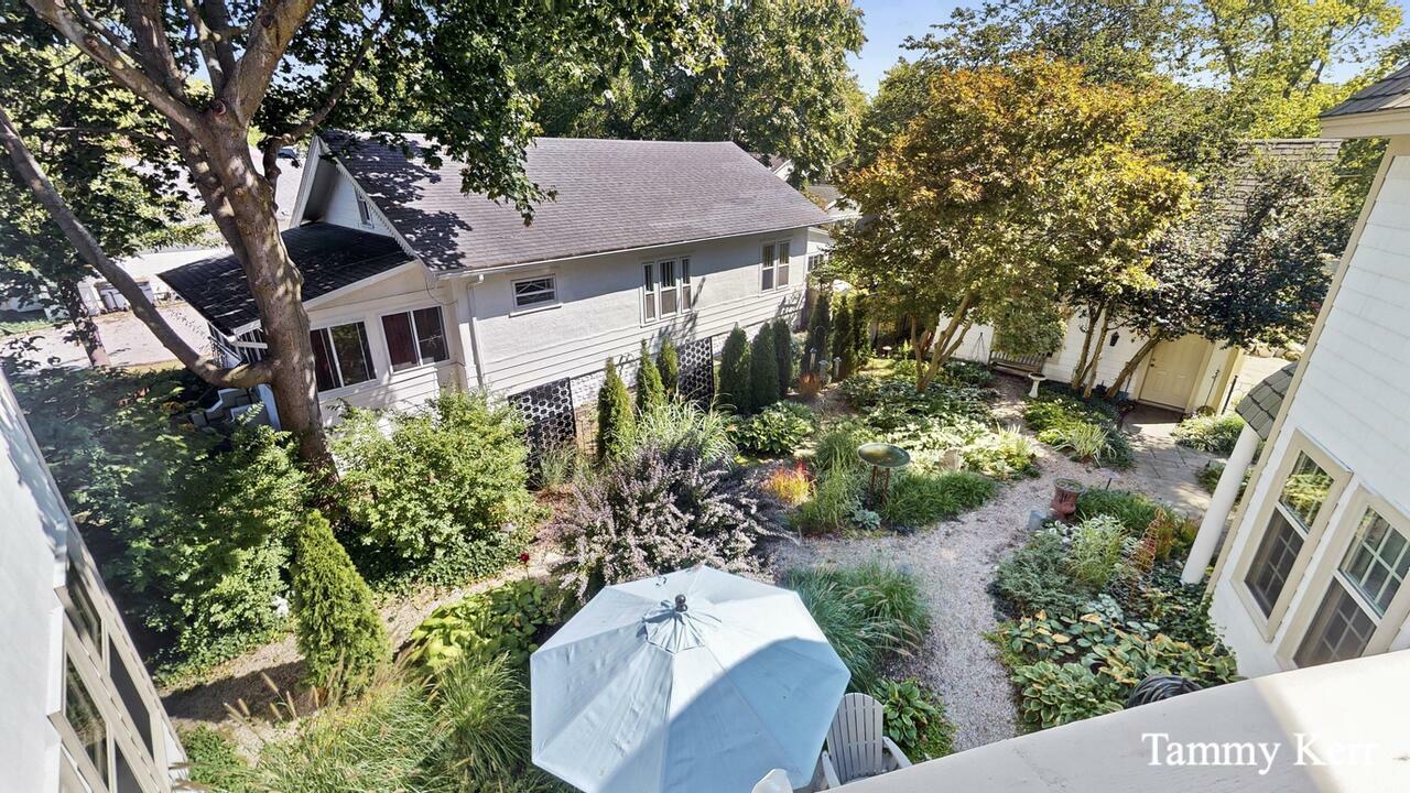 Property Photo: 404 N Shore Drive MI 49090