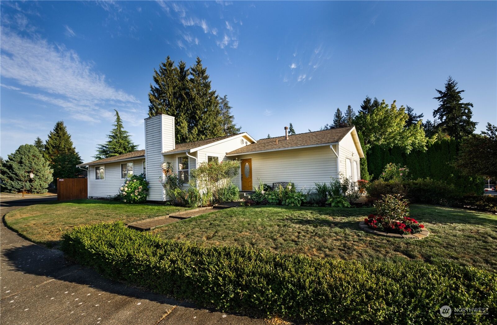 Property Photo: 13220 128th Avenue NE WA 98034