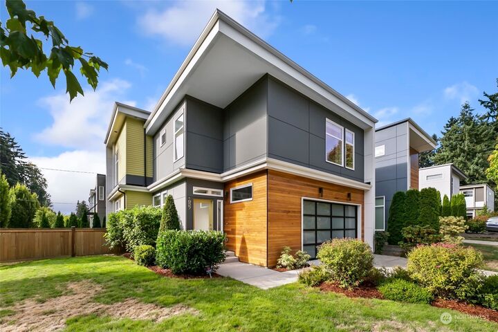 1927 N 140th Street  Seattle WA 98133 photo