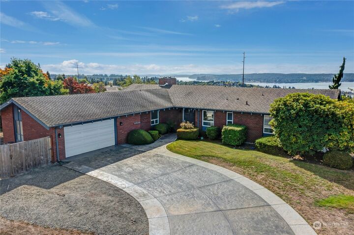 Property Photo:  1616 S Geiger Street  WA 98465 