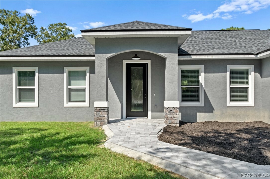 Property Photo:  8246 N Downs Drive  FL 34428 