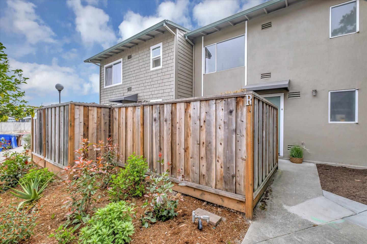 Property Photo: 180 Dakota Avenue R CA 95060