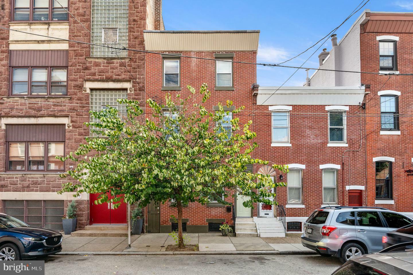 Property Photo: 1620 E Berks Street PA 19125
