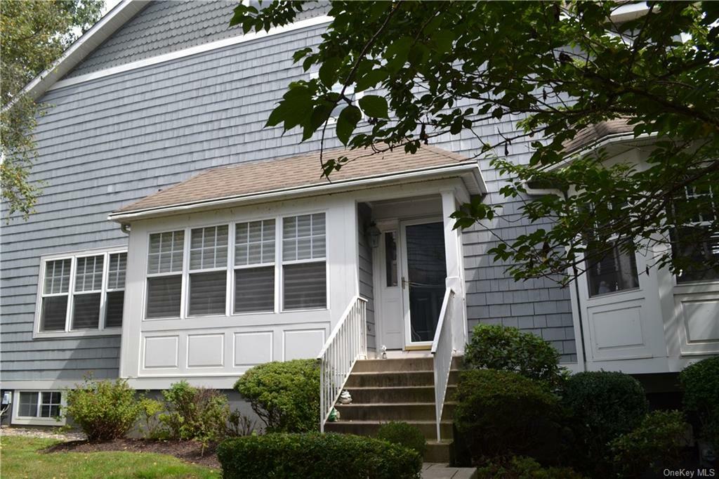 Property Photo:  52 Mystic Drive  NY 10562 