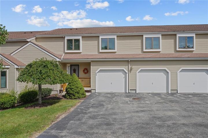 80 Fisher Rd, Unit#94  Cumberland RI 02864 photo
