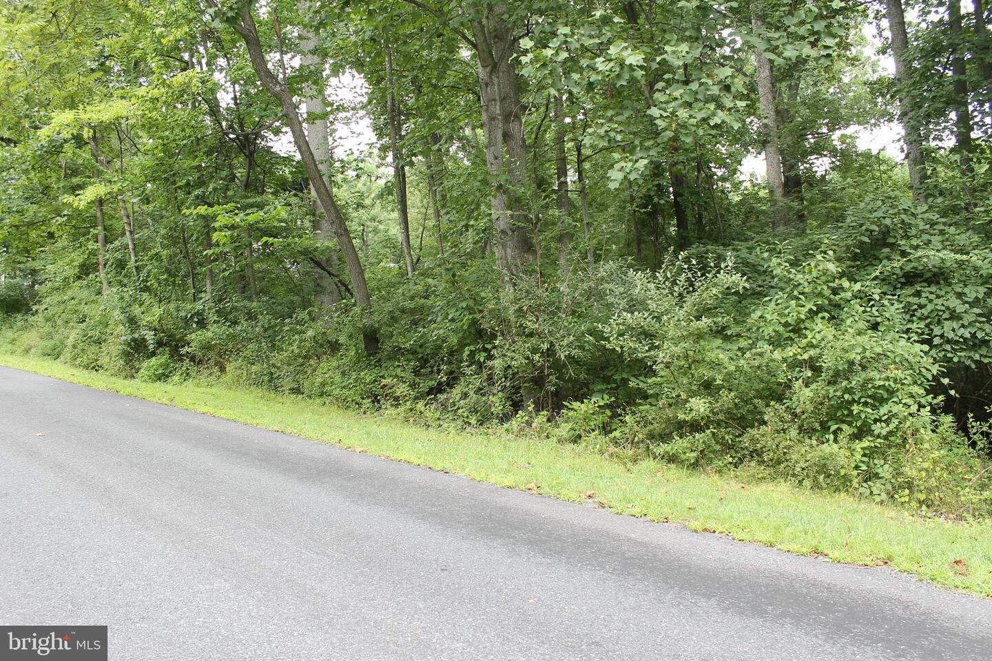Property Photo:  6 Center Trail  PA 17320 