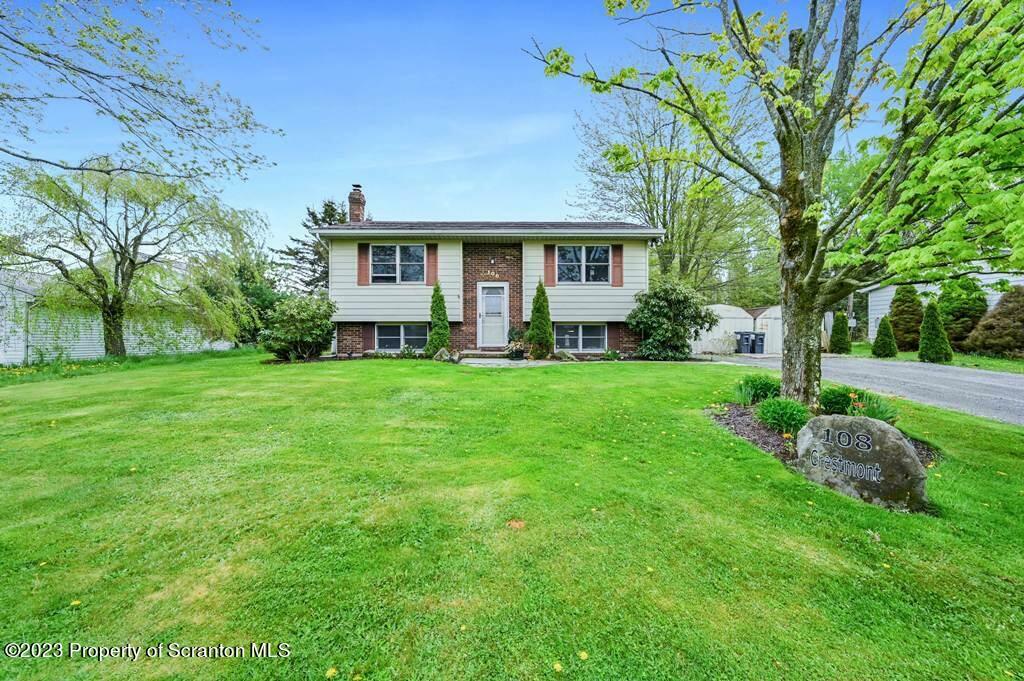 Property Photo:  108 Crestmont Avenue  PA 18407 