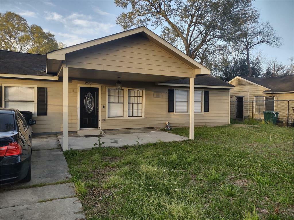 Property Photo:  4923 Gren Street  TX 77021 