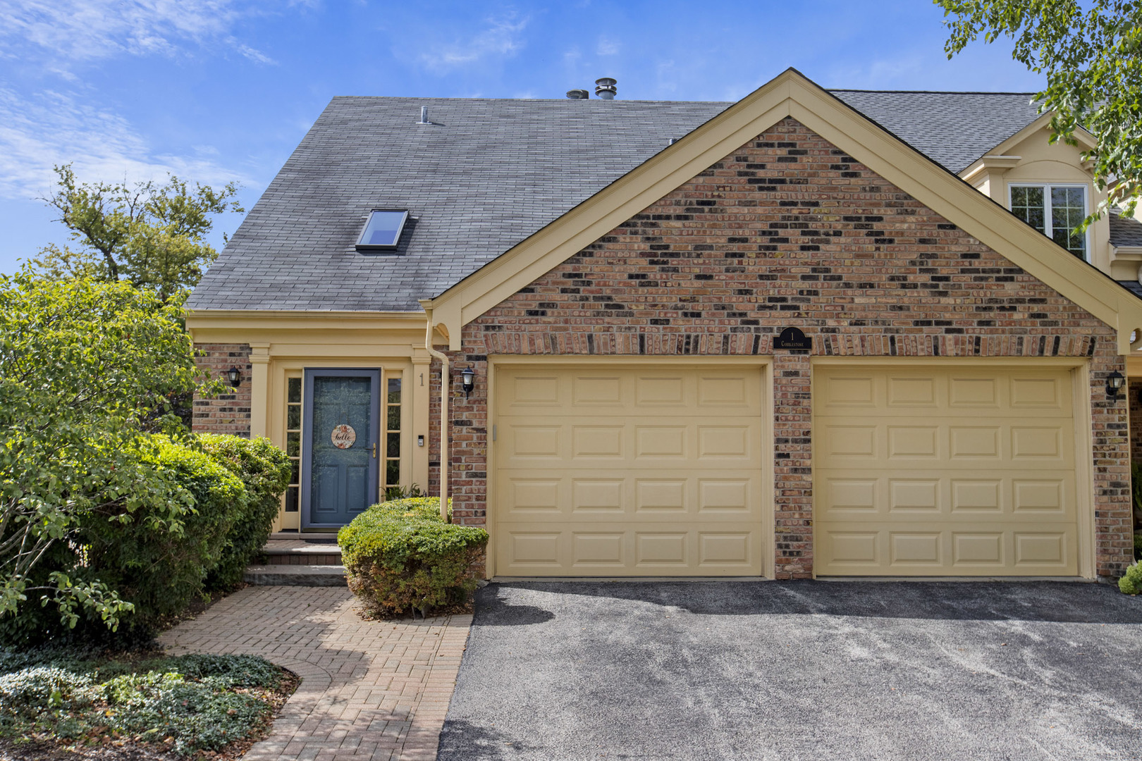 1 The Court Of Cobblestone  Northbrook IL 60062 photo