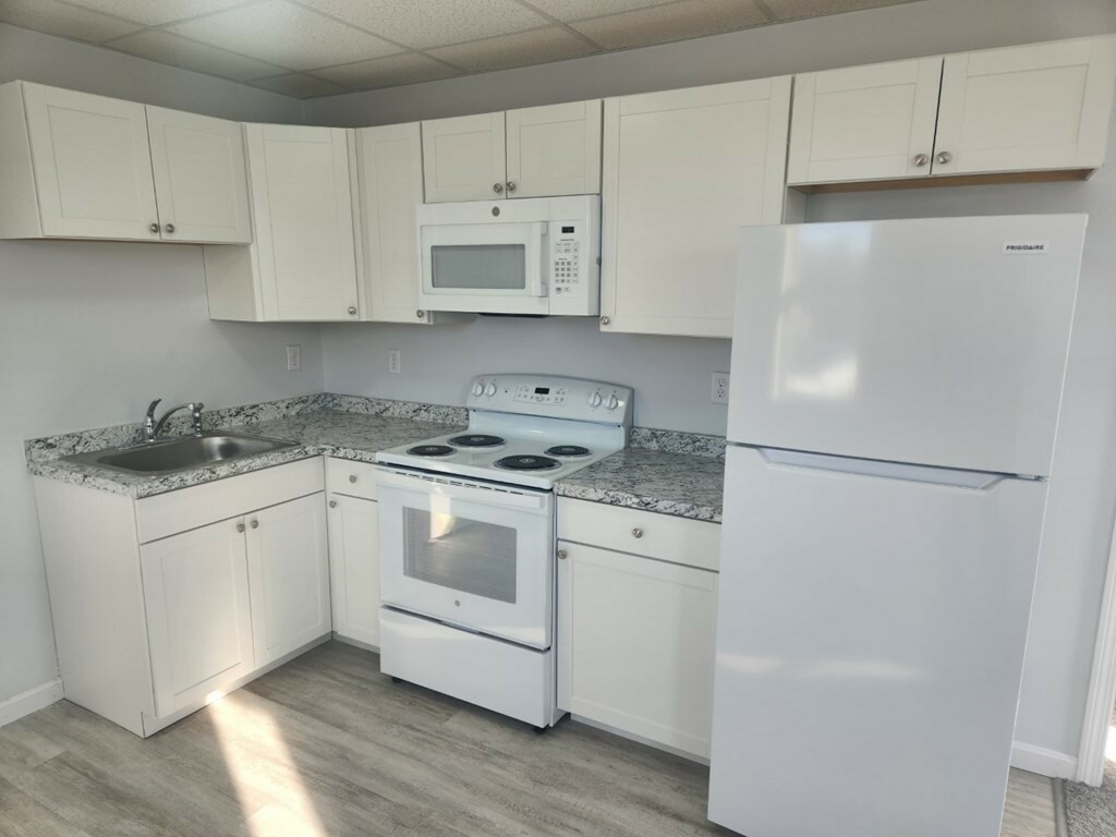 Property Photo: 241 Main Street 2-3 MA 01469