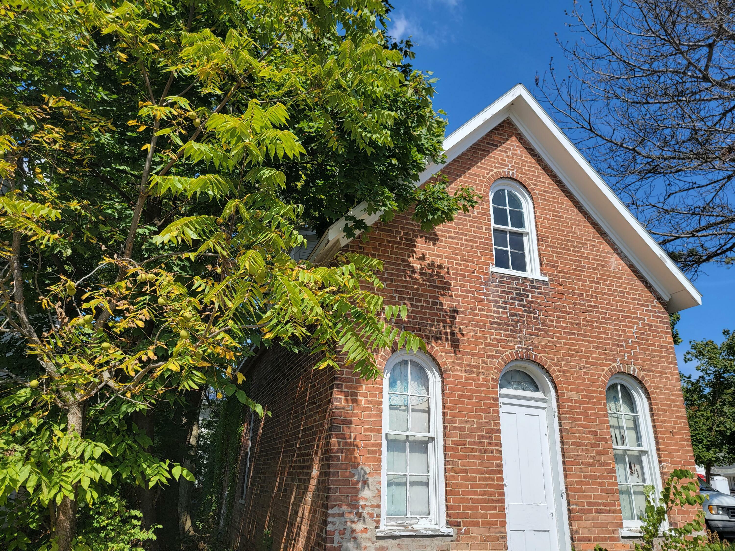 Property Photo: 109 W Center Street OH 43140