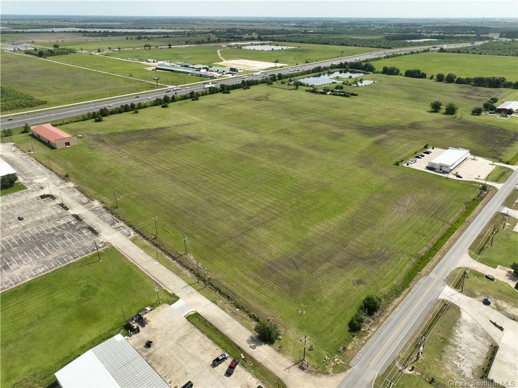 Property Photo:  509 Frontage Road  LA 70647 