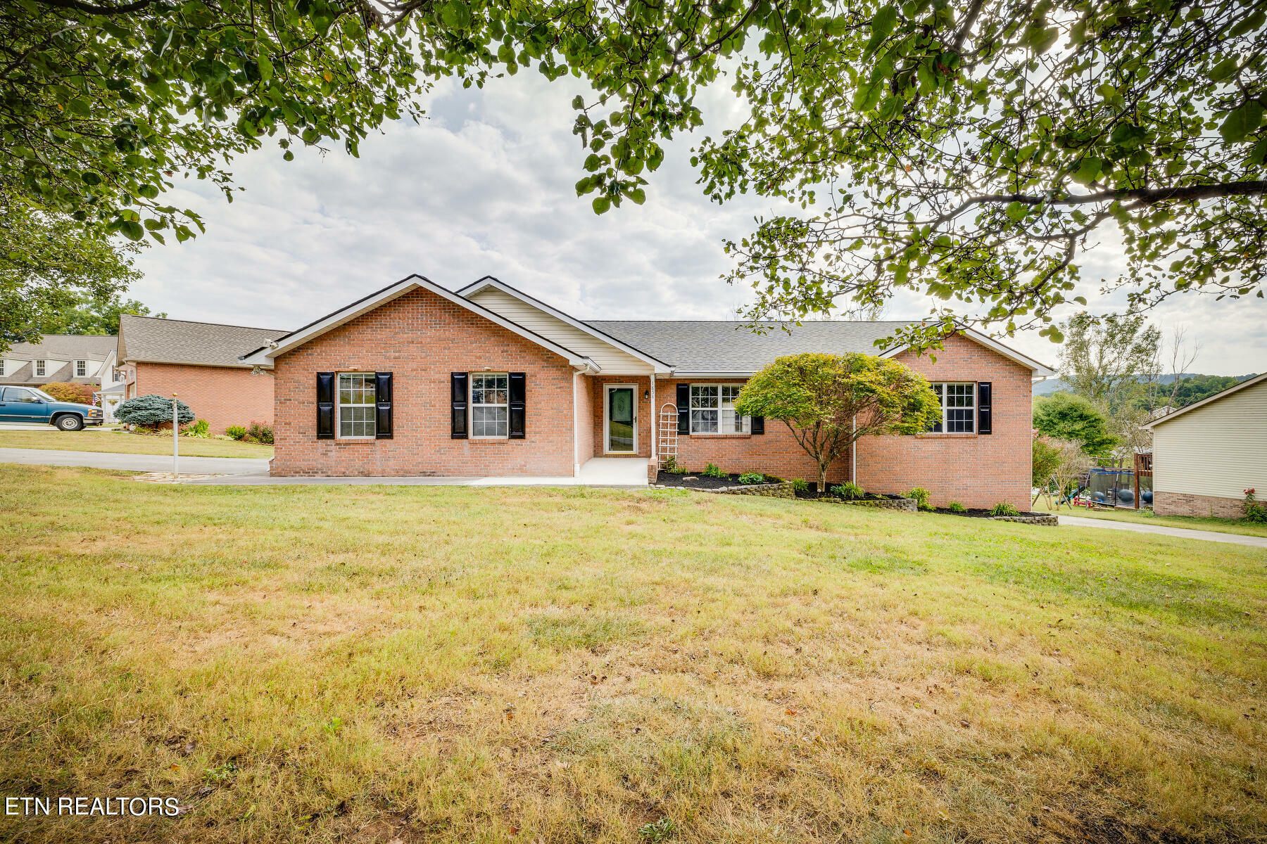 Property Photo:  1854 Ridge Creek Lane  TN 37938 