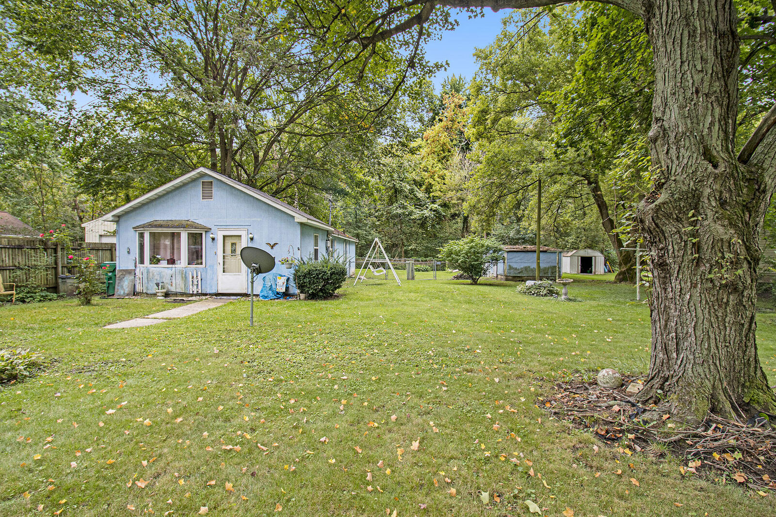 Property Photo: 522 James Street MI 49120