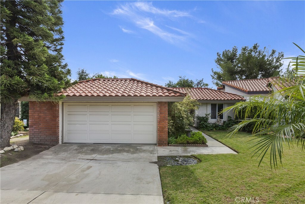 Property Photo:  1364 Orchard Circle  CA 91786 