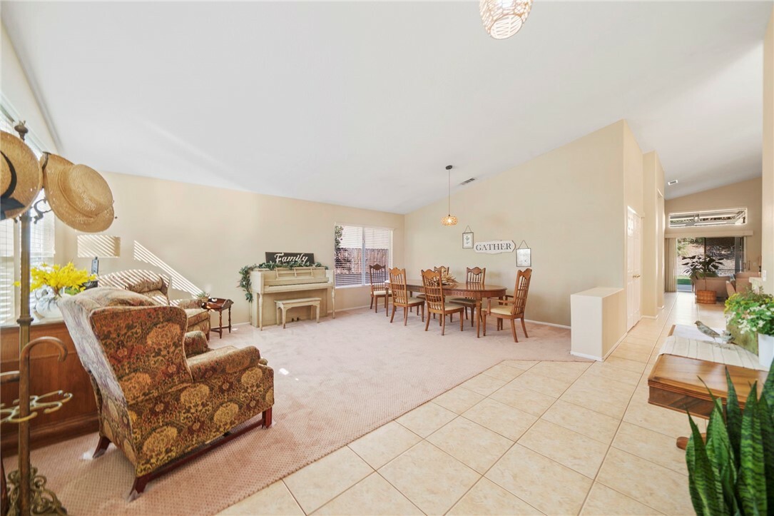 Property Photo:  37206 Floral Creek Circle  CA 92562 