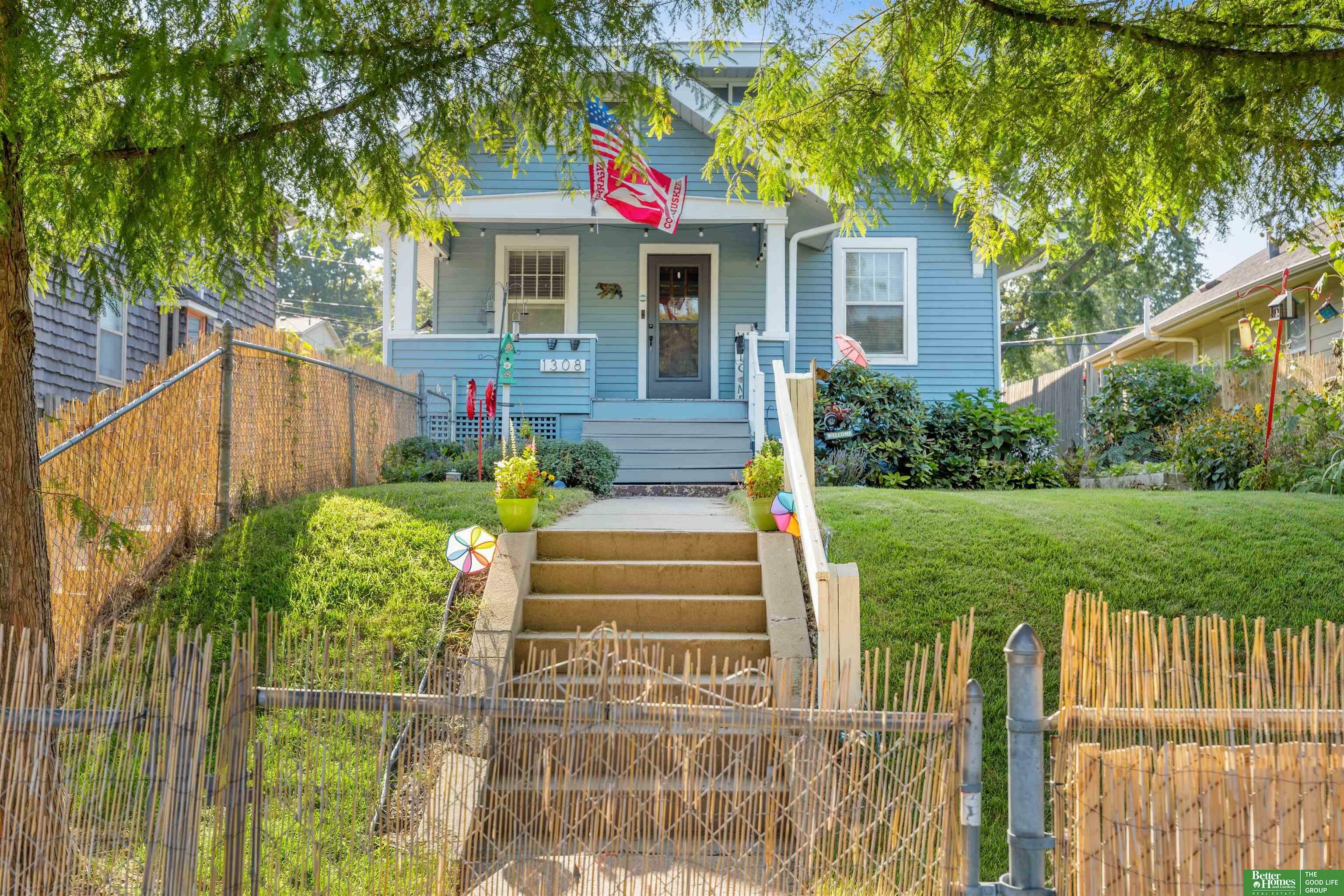 Property Photo:  1308 S 55 Street  NE 68136 