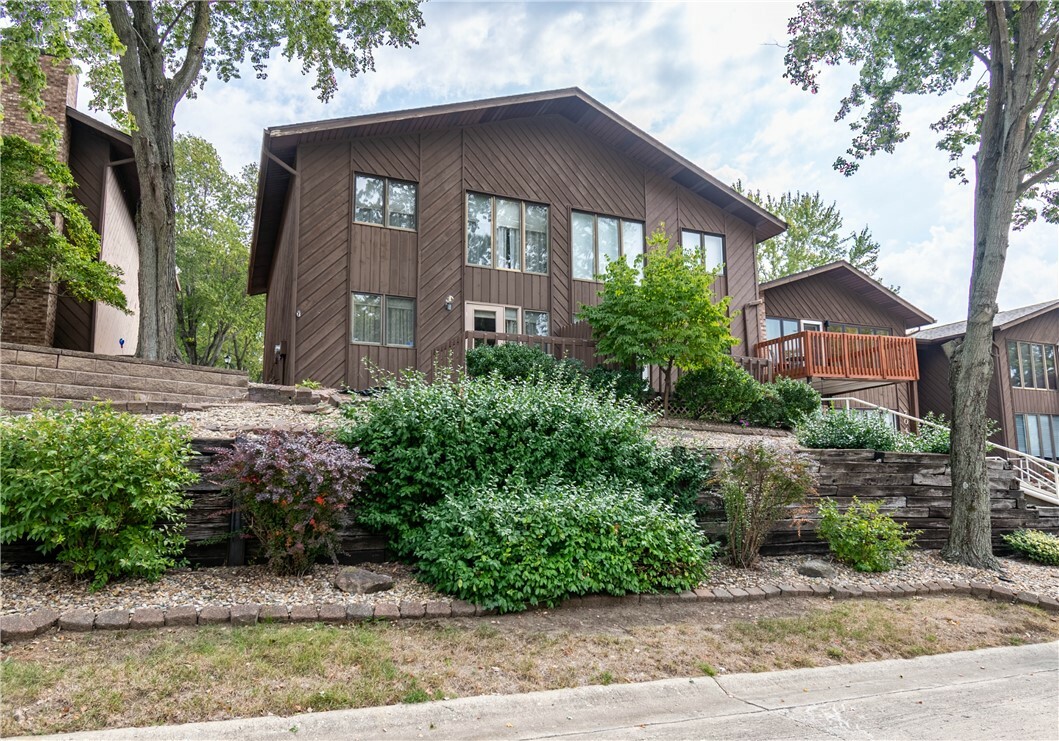 Property Photo:  711 Millstream Place 2  IL 62521 