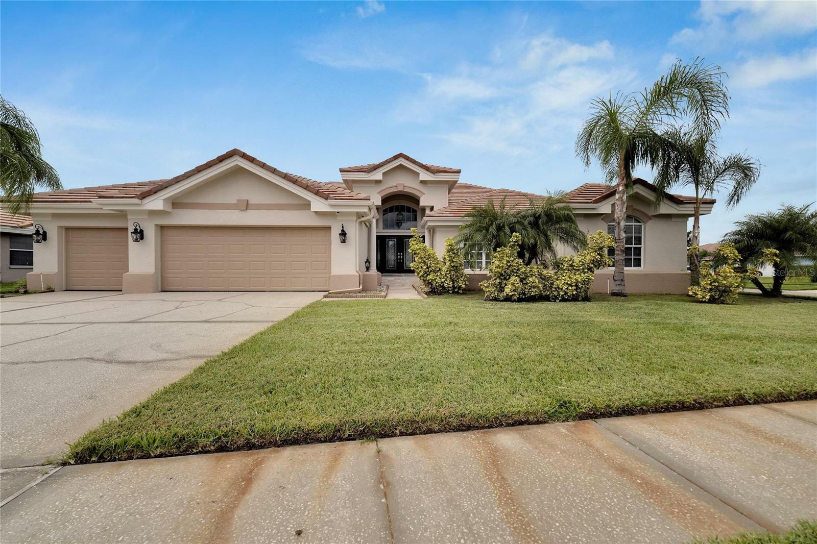 Property Photo:  10301 Manta Way  FL 33615 