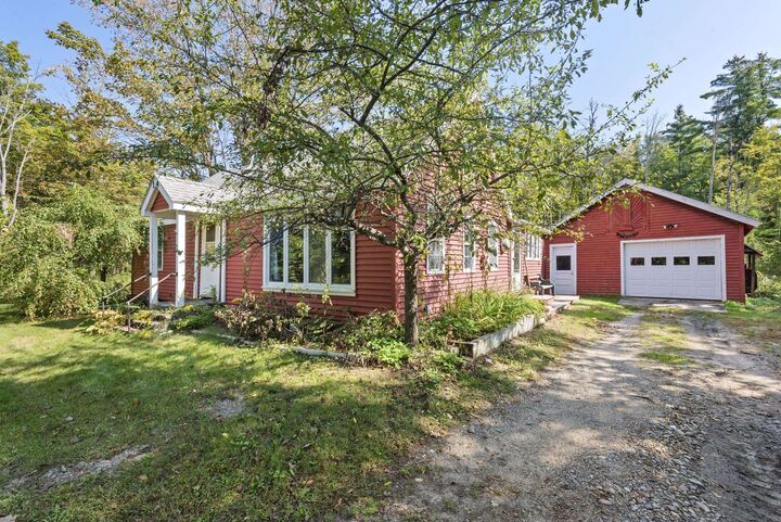 Property Photo:  14 Brackett Road  NH 03894 
