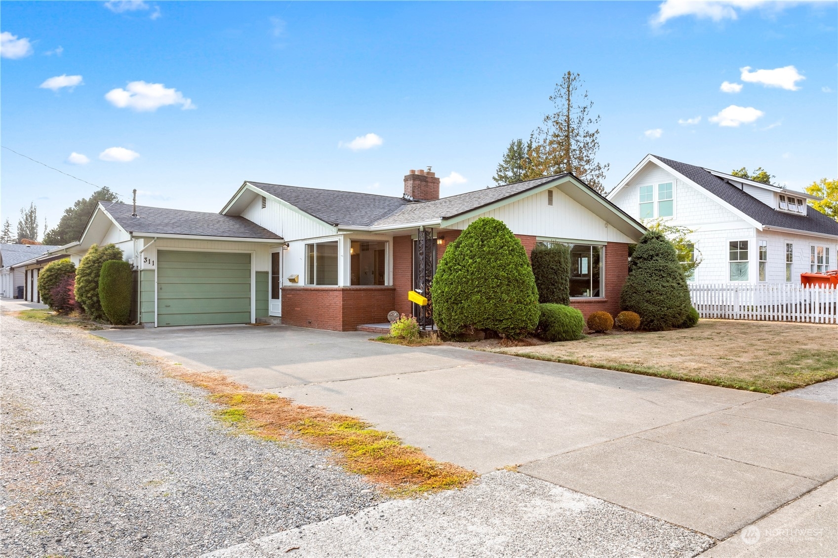 Property Photo:  311 8th Street  WA 98264 