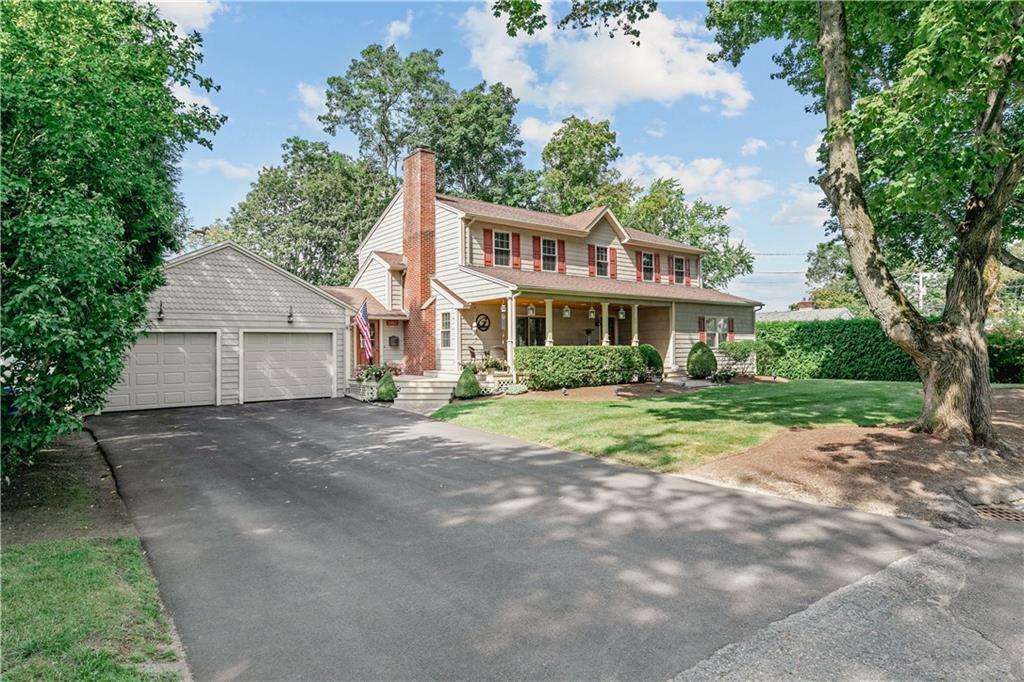 Property Photo: 40 Colonial Rd RI 02809