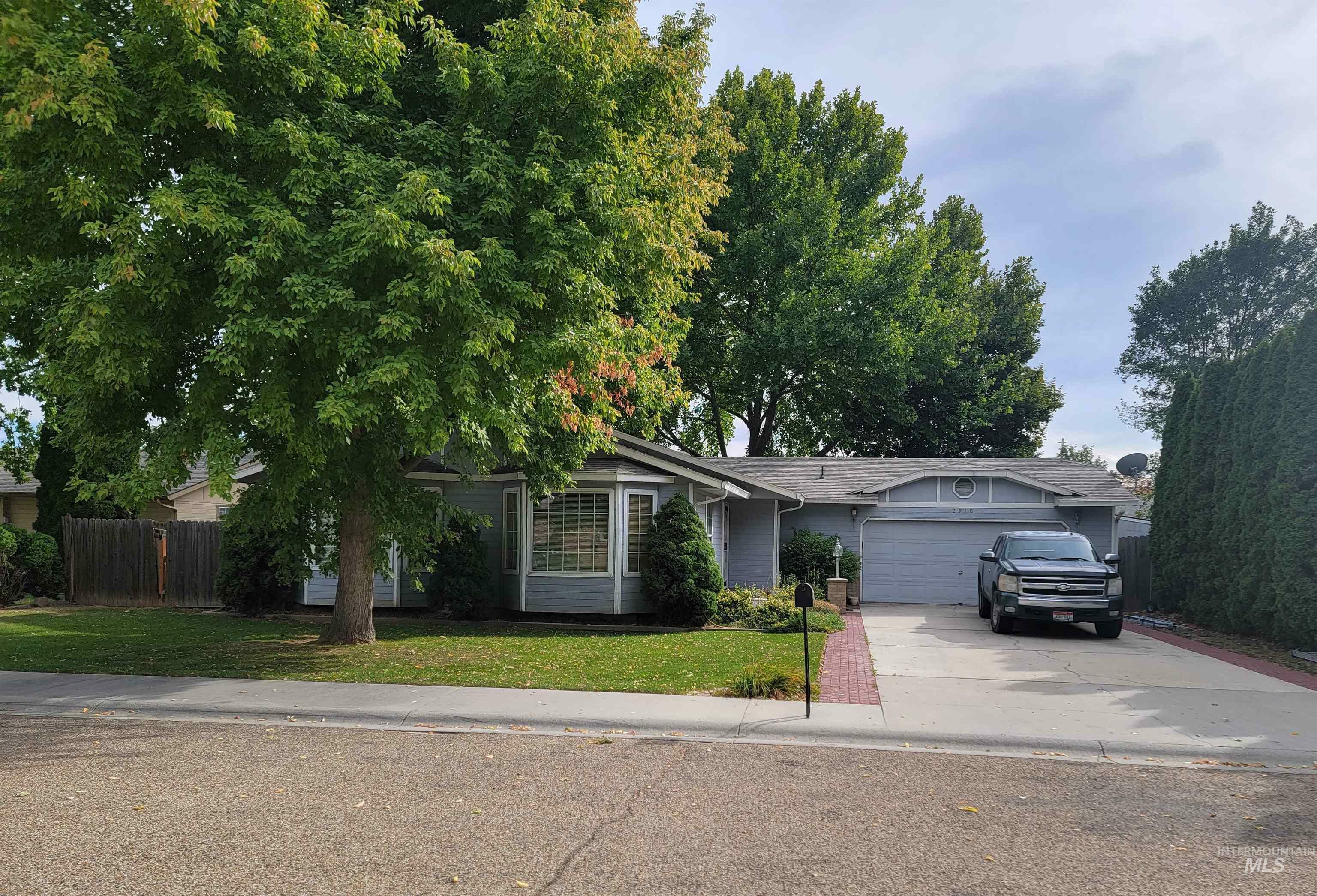 Property Photo: 2918 Owyhee Ln ID 83605-3098