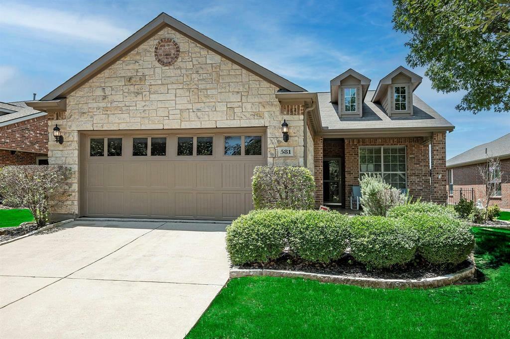 Property Photo:  581 Rockledge Court  TX 75036 