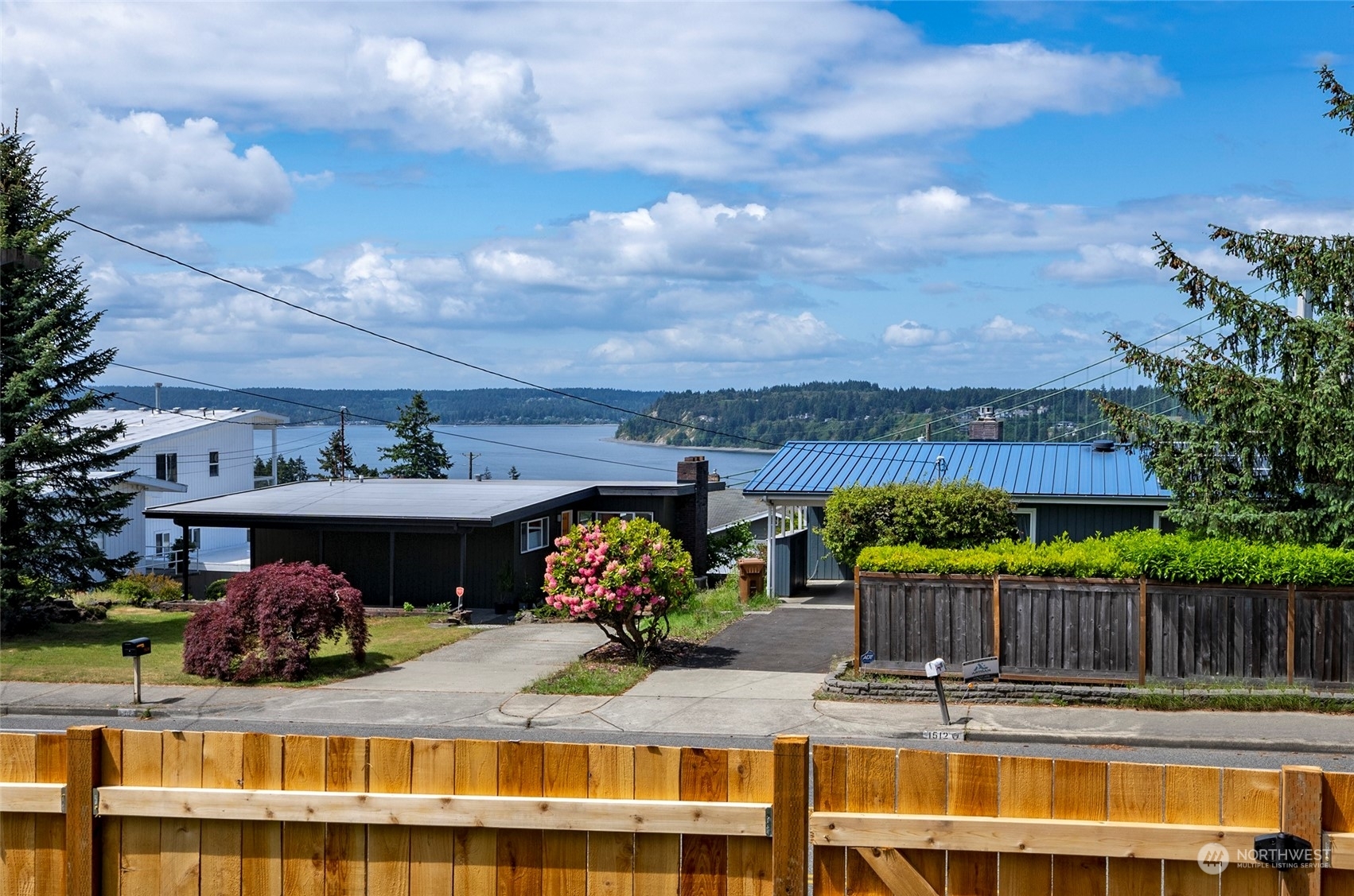 Property Photo:  1511 N Jackson Avenue  WA 98406 