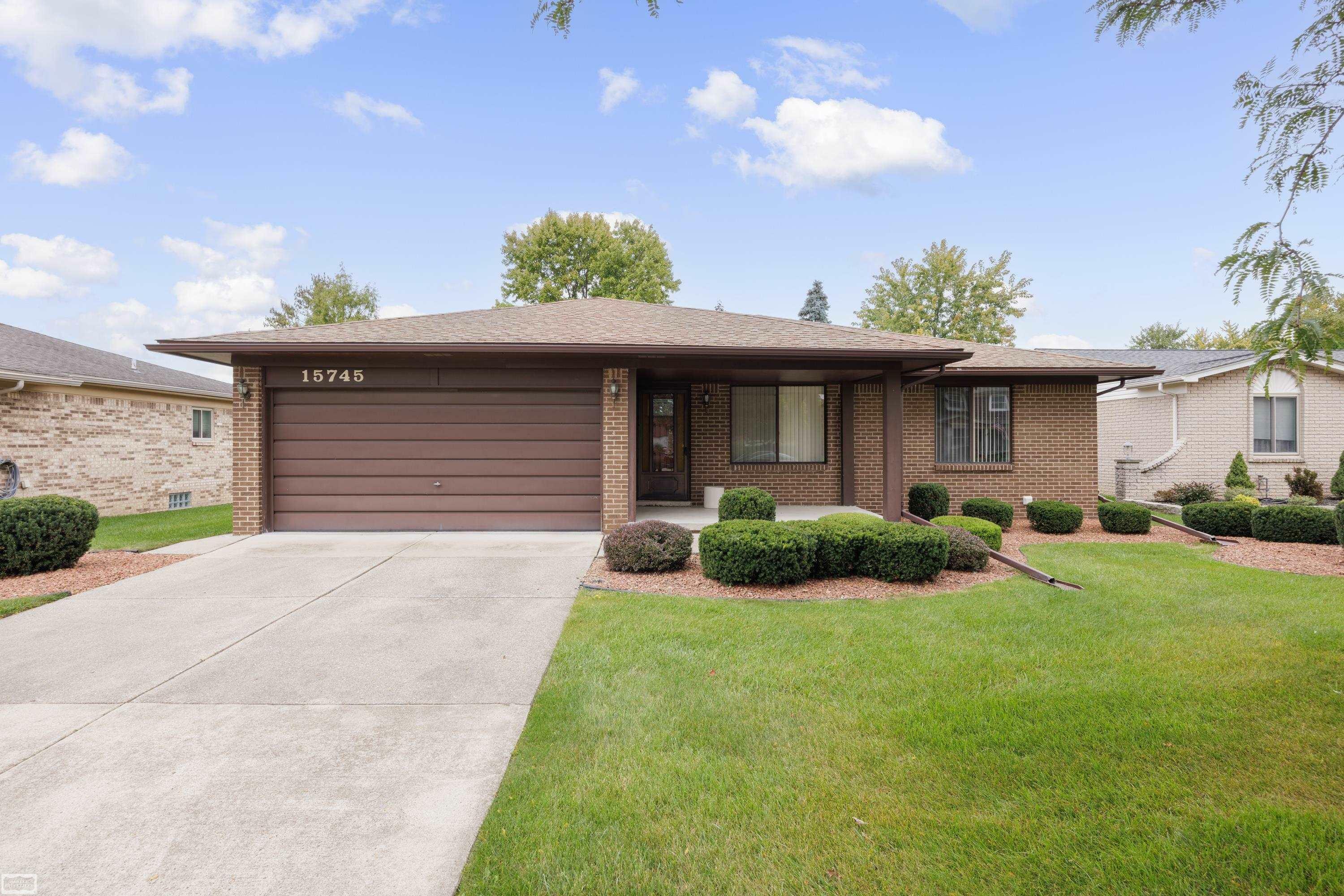 Property Photo:  15745 Lorway  MI 48038 