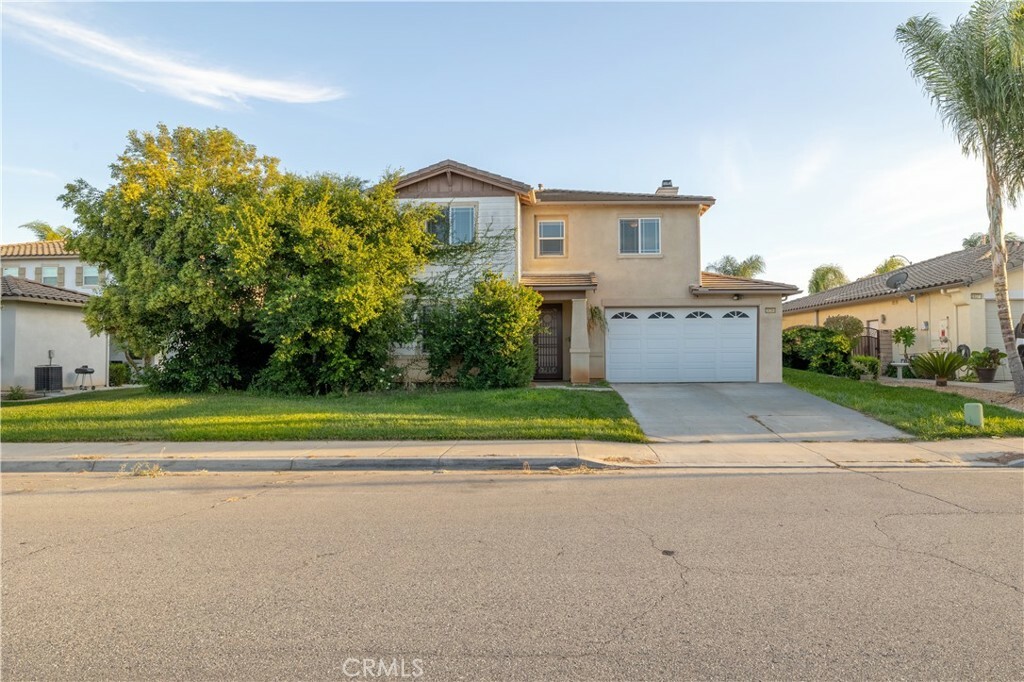 Property Photo:  28385 Northmoore Place  CA 92584 