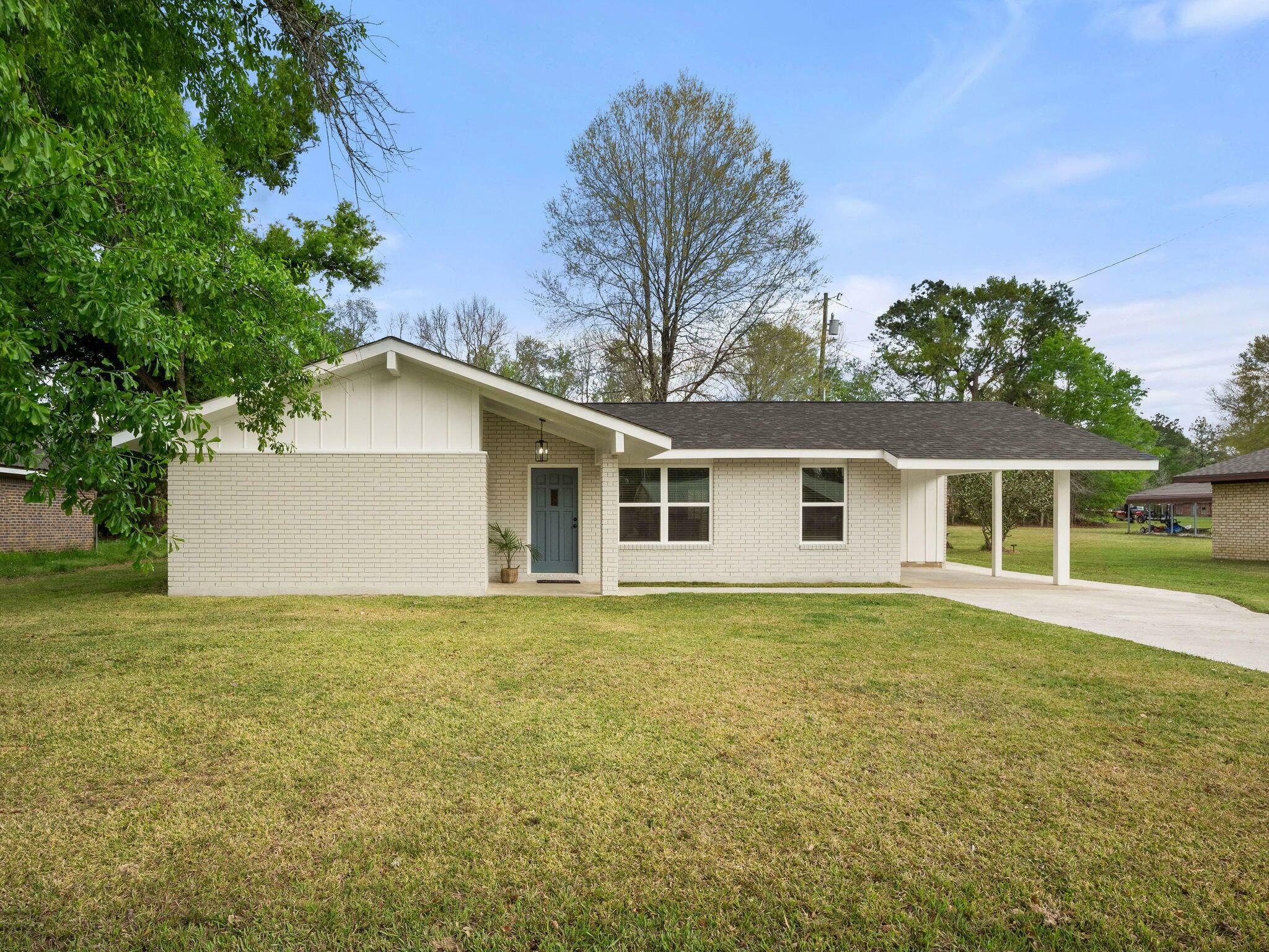 122 Azalea Ave  Deridder LA 70634 photo