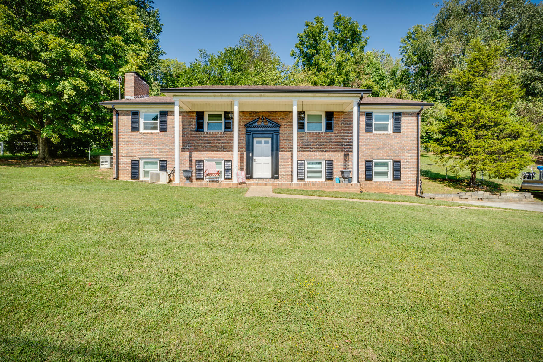 632 Foothills Road  Kingsport TN 37663 photo