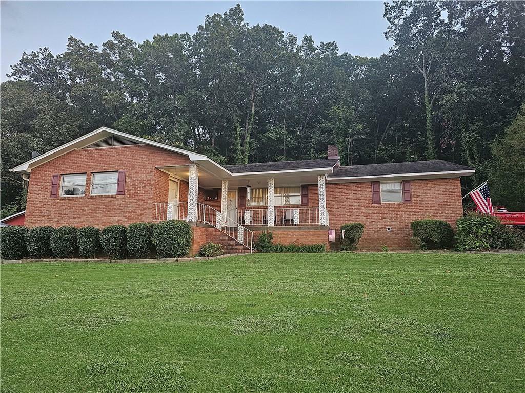 Property Photo:  31 Crestwood Road  GA 30121 