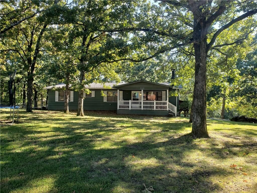 Property Photo:  1512 Hillview Lane  KS 66739 