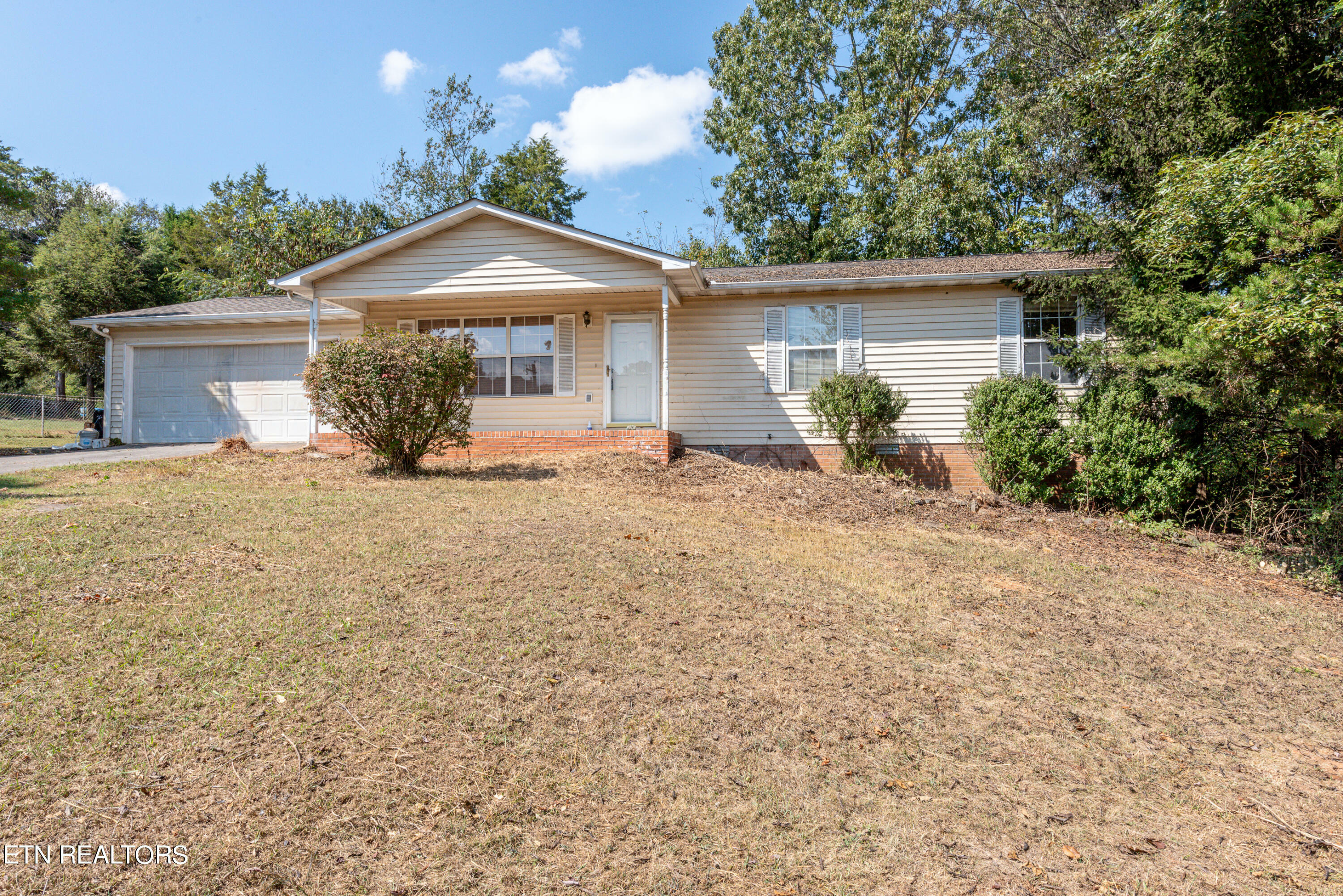 Property Photo:  2721 Ridgeview Drive  TN 37801 