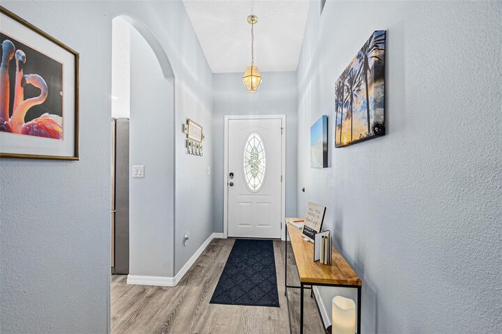 Property Photo:  8 Firethorn Lane  FL 32137 