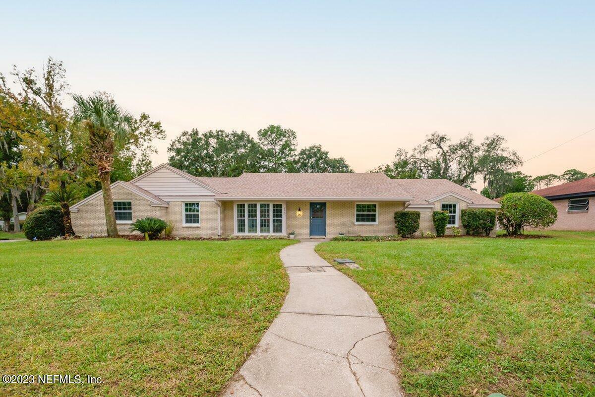 Property Photo:  6964 La Loma Drive  FL 32217 