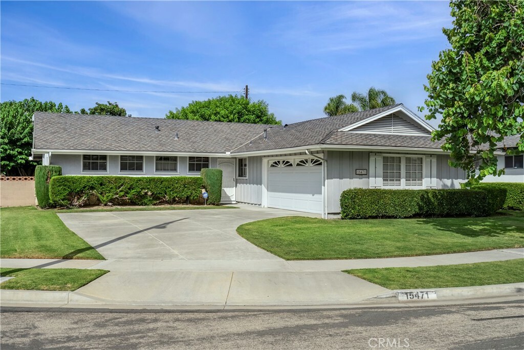 Property Photo:  15471 Marlborough Circle  CA 92683 