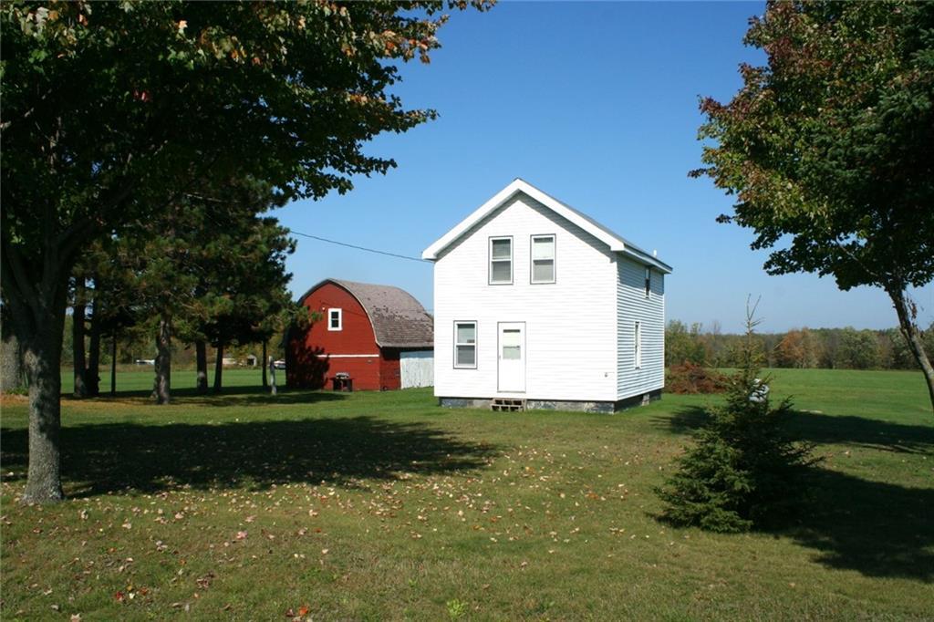 W16892 Spur Road  Sheldon WI 54766 photo