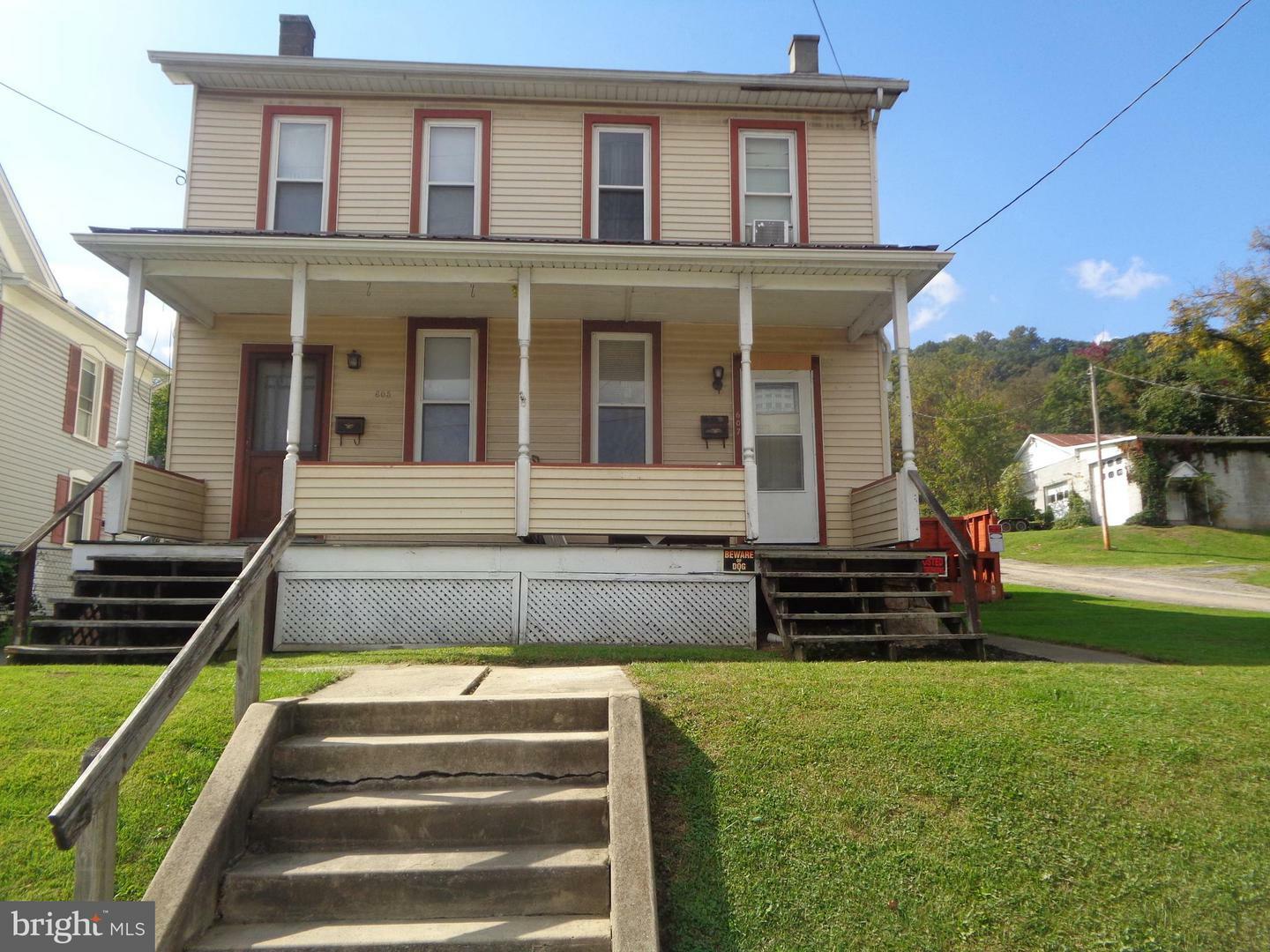 Property Photo:  605-607 Valley Street  PA 17044 