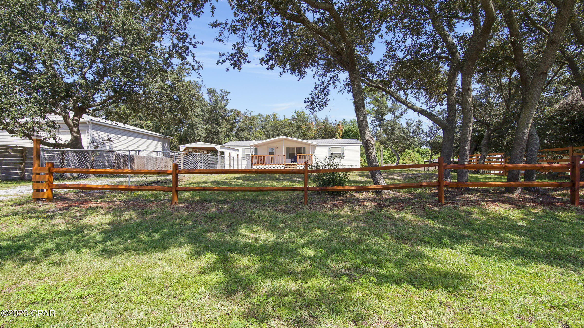 Property Photo:  2027 Twin Oaks Drive  FL 32408 