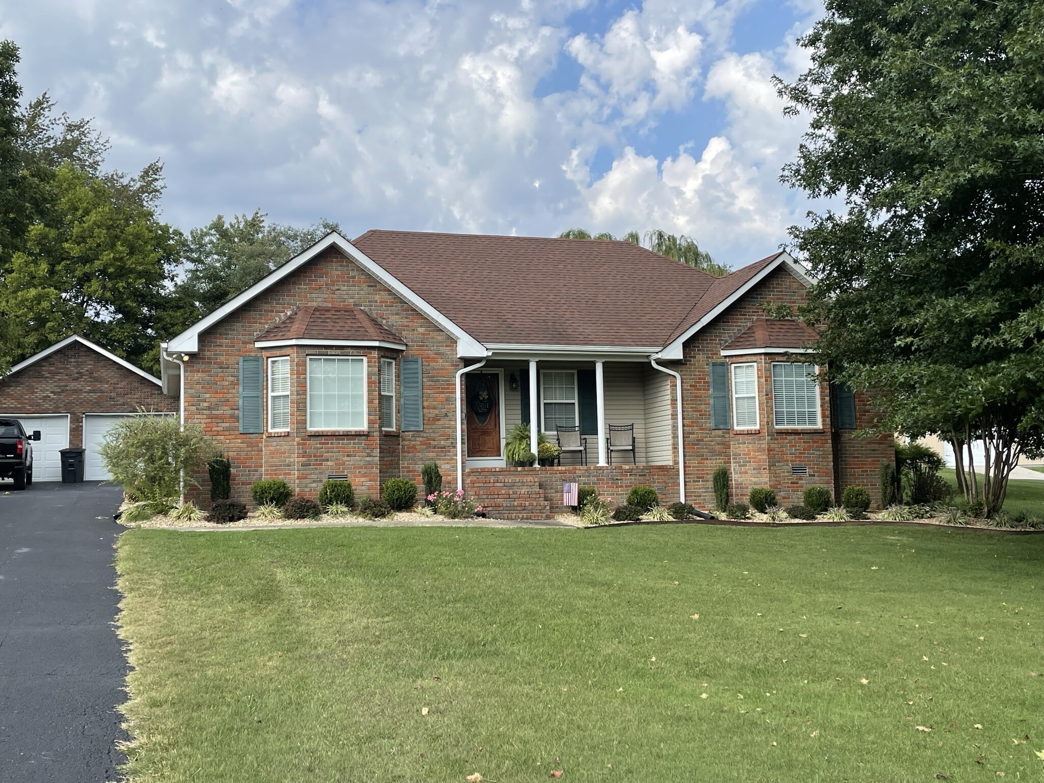 Property Photo: 294 Brattontown Cir TN 37083