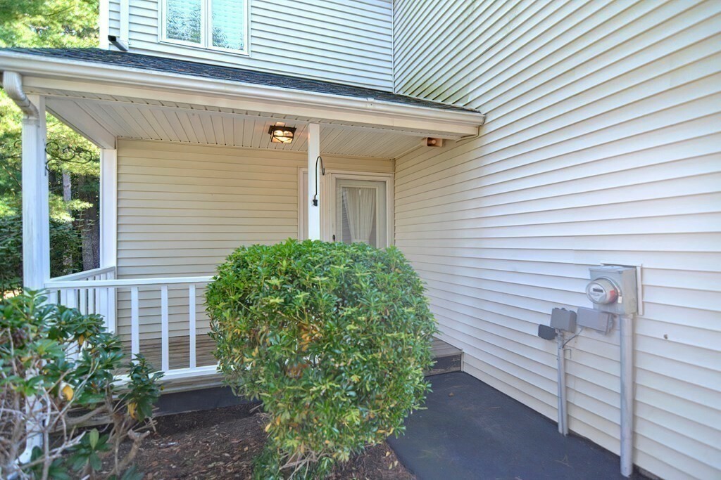 Property Photo:  11 Cinnamon Circle 11C  MA 02081 