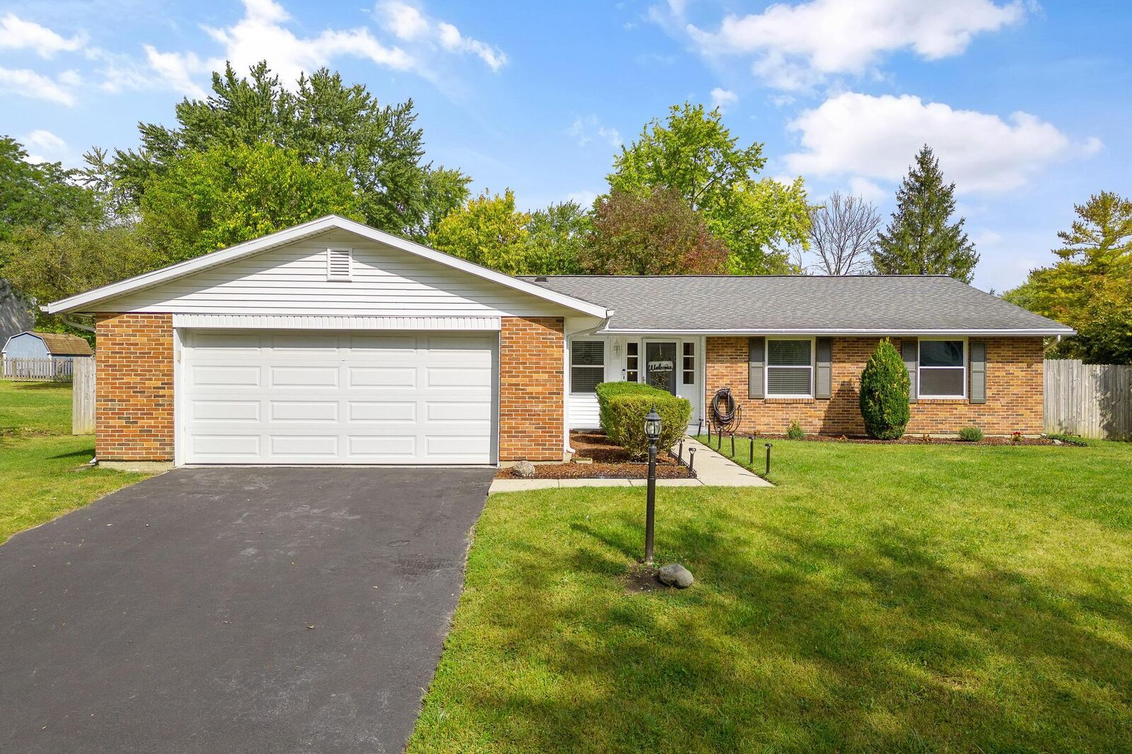 Property Photo: 4207 Crownwood Avenue Avenue OH 45415