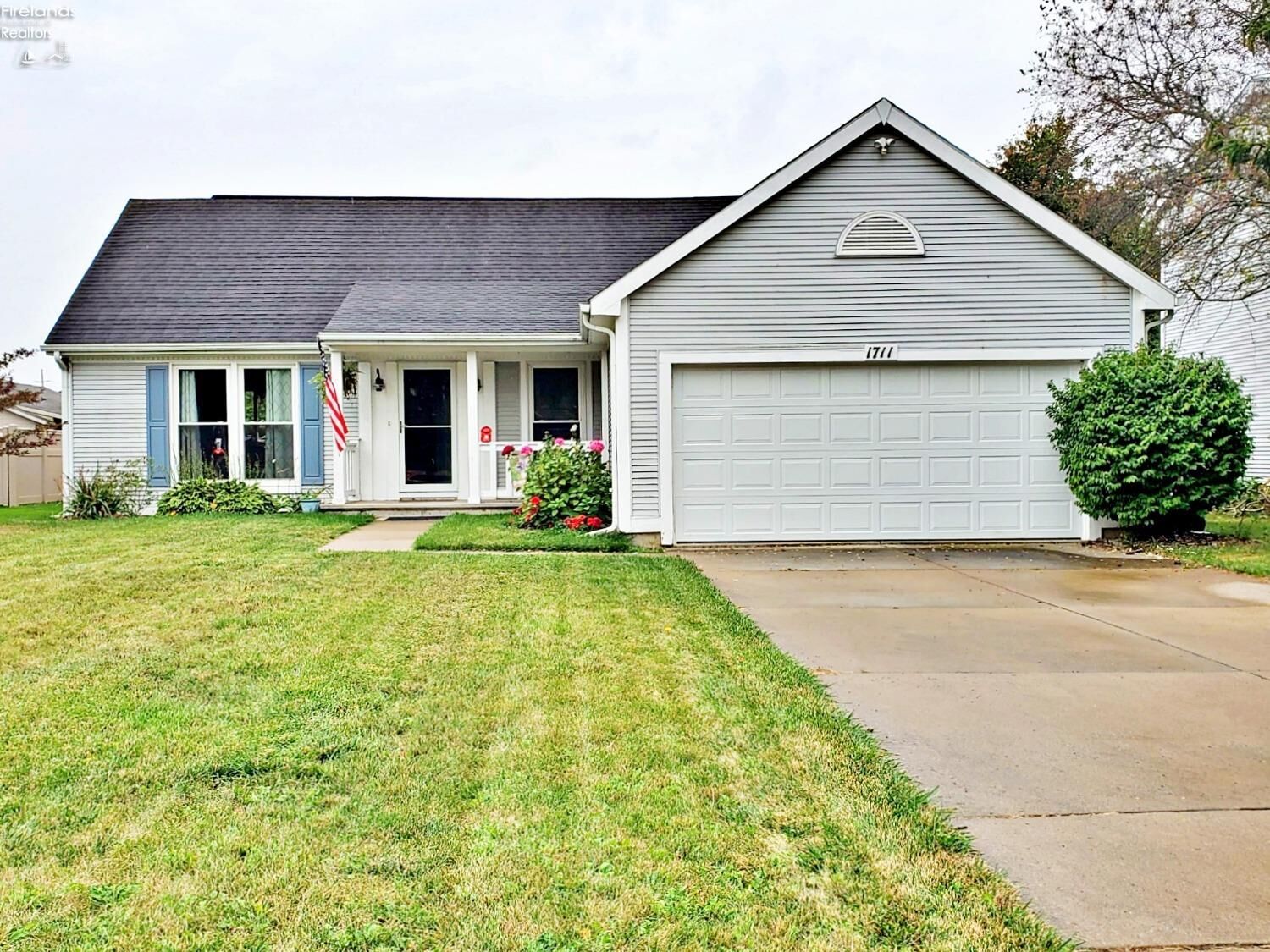 Property Photo:  1711 Dakota Drive  OH 45840 